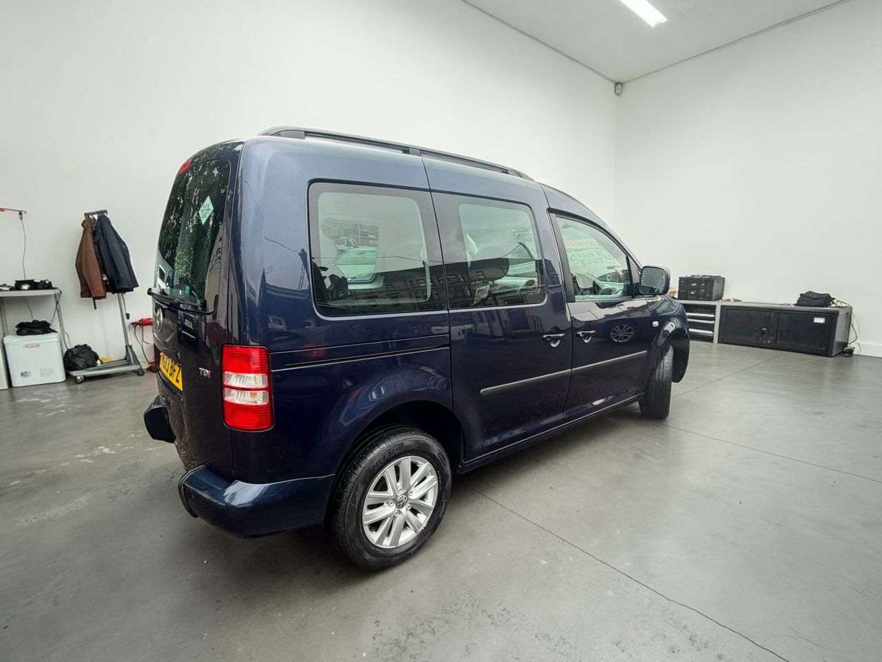 A 2013 VOLKSWAGEN CADDY LIFE 1.6 TDI CR MPV 5dr Diesel DSG Euro 5 (102 ps) *** WHEELCHAIR ACCESS VEHICLE A 2013 VOLKSWAGEN CADDY LIFE 1.6 TDI CR MPV 5dr Diesel DSG Euro 5 (102 ps) *** WHEELCHAIR ACCESS VEHICLE