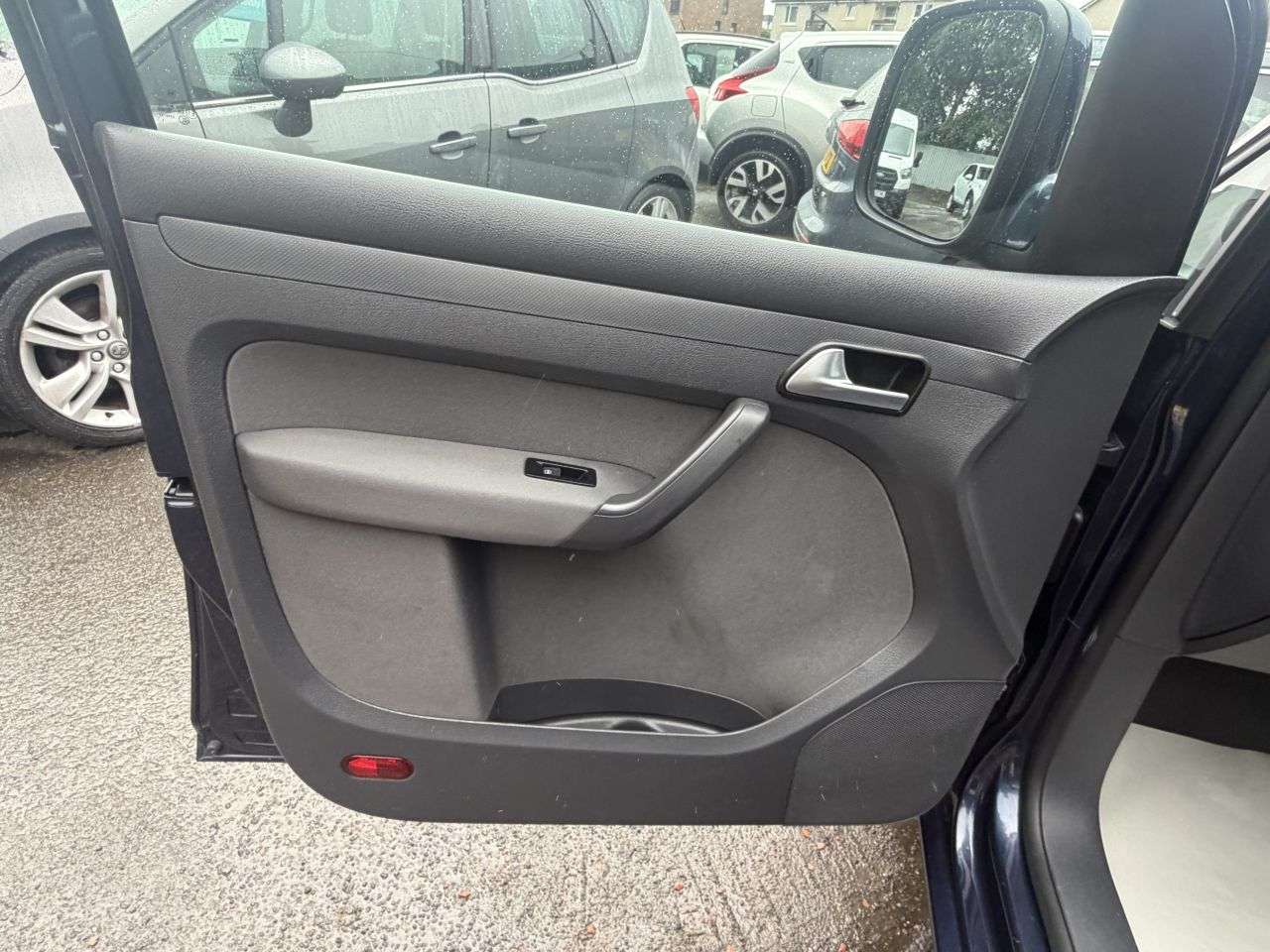 2013 VOLKSWAGEN CADDY LIFE 2013 VOLKSWAGEN CADDY LIFE