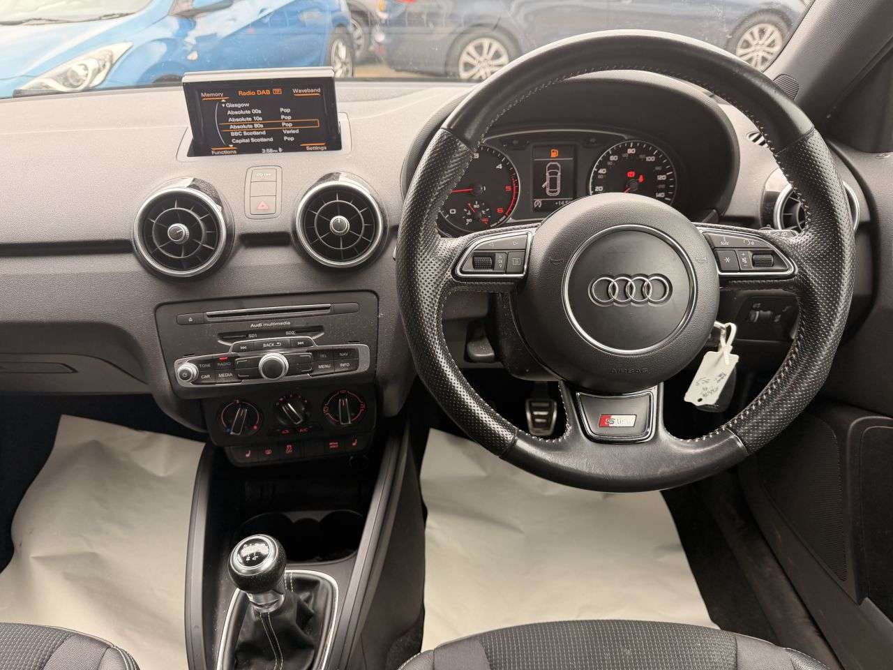 2015 AUDI A1 2015 AUDI A1