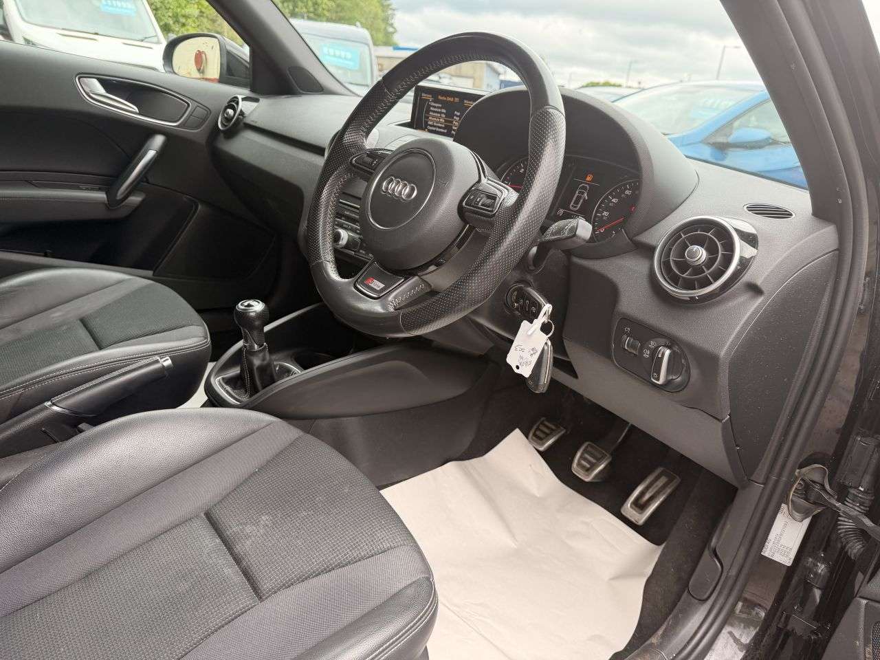 2015 AUDI A1 2015 AUDI A1