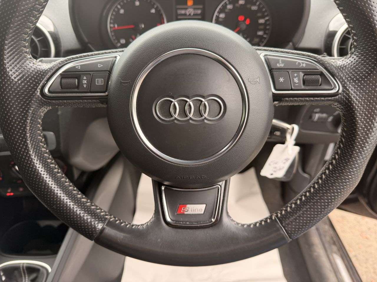 2015 AUDI A1 2015 AUDI A1