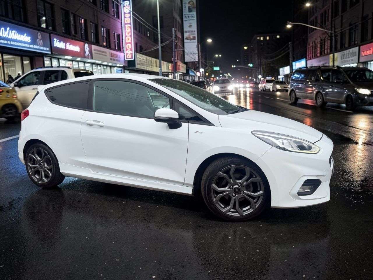 A 2018 FORD FIESTA 1.0T EcoBoost ST-Line X Hatchback 3dr Petrol Manual Euro 6 (s/s) (125 ps) * A 2018 FORD FIESTA 1.0T EcoBoost ST-Line X Hatchback 3dr Petrol Manual Euro 6 (s/s) (125 ps) *