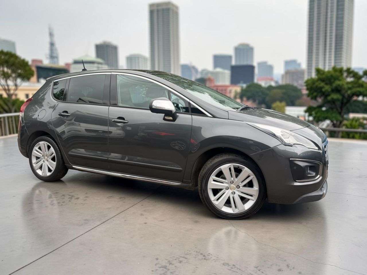 A 2016 PEUGEOT 3008 1.6 BlueHDi Allure SUV 5dr Diesel Manual Euro 6 (s/s) (120 ps) *** ONLY 1 F A 2016 PEUGEOT 3008 1.6 BlueHDi Allure SUV 5dr Diesel Manual Euro 6 (s/s) (120 ps) *** ONLY 1 F