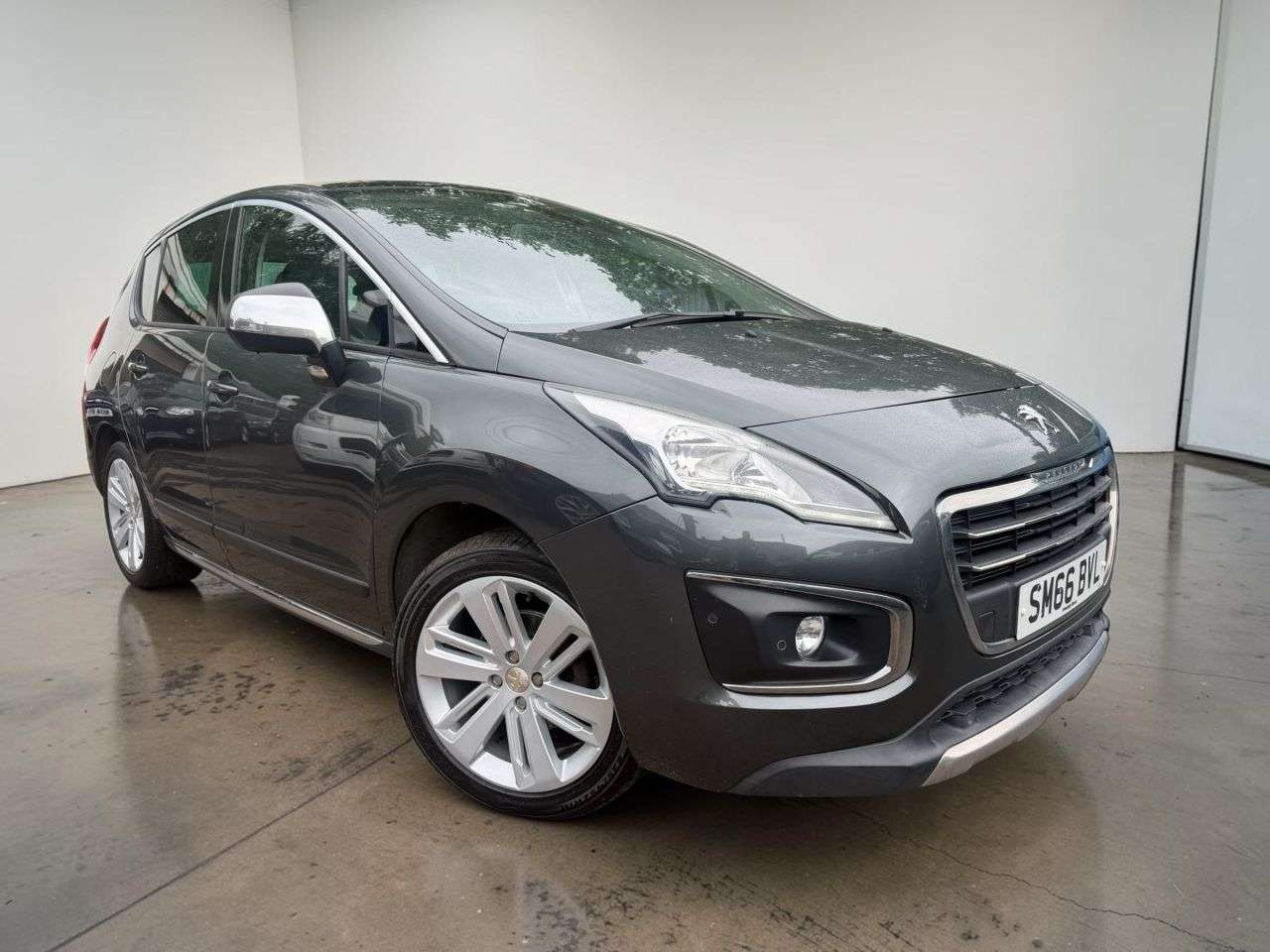 A 2016 PEUGEOT 3008 1.6 BlueHDi Allure SUV 5dr Diesel Manual Euro 6 (s/s) (120 ps) *** ONLY 1 F A 2016 PEUGEOT 3008 1.6 BlueHDi Allure SUV 5dr Diesel Manual Euro 6 (s/s) (120 ps) *** ONLY 1 F