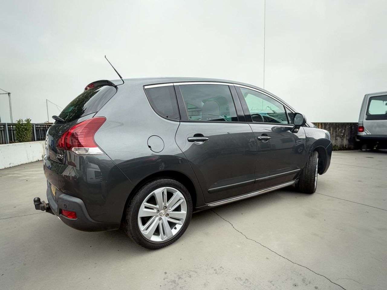 2016 PEUGEOT 3008 2016 PEUGEOT 3008