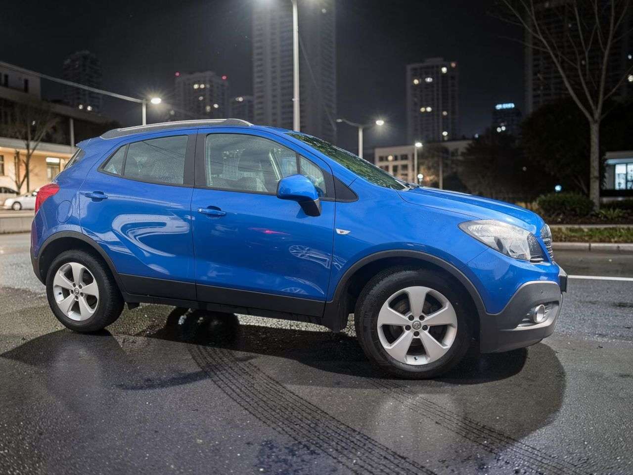 A 2016 VAUXHALL MOKKA 1.6 CDTi ecoFLEX Tech Line SUV 5dr Diesel Manual 2WD Euro 6 (s/s) (110 ps) A 2016 VAUXHALL MOKKA 1.6 CDTi ecoFLEX Tech Line SUV 5dr Diesel Manual 2WD Euro 6 (s/s) (110 ps)