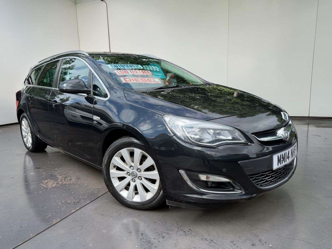 A 2014 VAUXHALL ASTRA 2.0 CDTi Elite Sports Tourer 5dr Diesel Auto Euro 5 (165 ps) *** ONLY 66K M A 2014 VAUXHALL ASTRA 2.0 CDTi Elite Sports Tourer 5dr Diesel Auto Euro 5 (165 ps) *** ONLY 66K M
