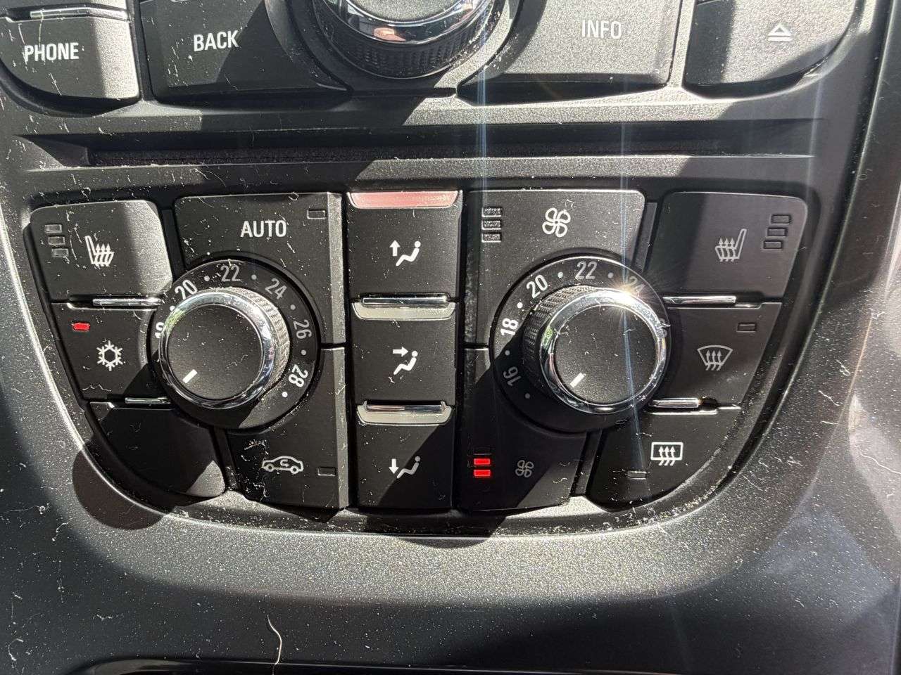 2014 VAUXHALL ASTRA 2014 VAUXHALL ASTRA
