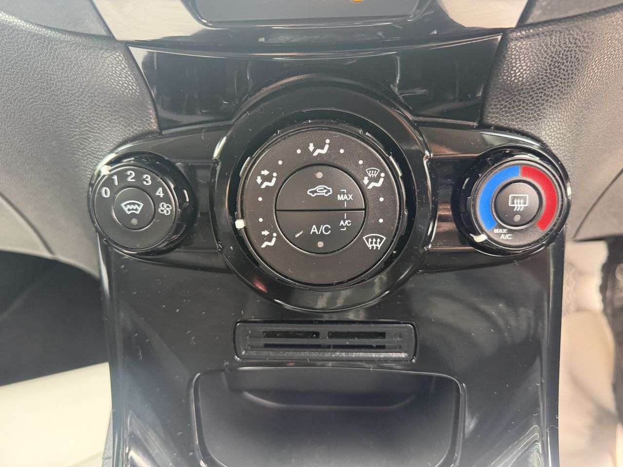 2016 FORD FIESTA 2016 FORD FIESTA