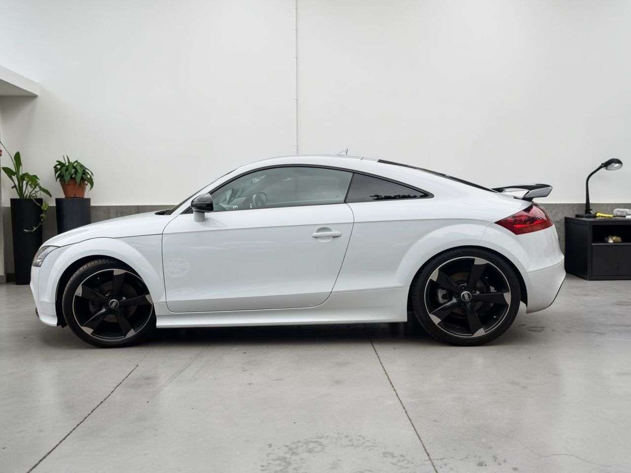 A 2013 AUDI TT 2.0 TDI Black Edition Coupe 3dr Diesel Manual quattro Euro 5 (170 ps) A 2013 AUDI TT 2.0 TDI Black Edition Coupe 3dr Diesel Manual quattro Euro 5 (170 ps)