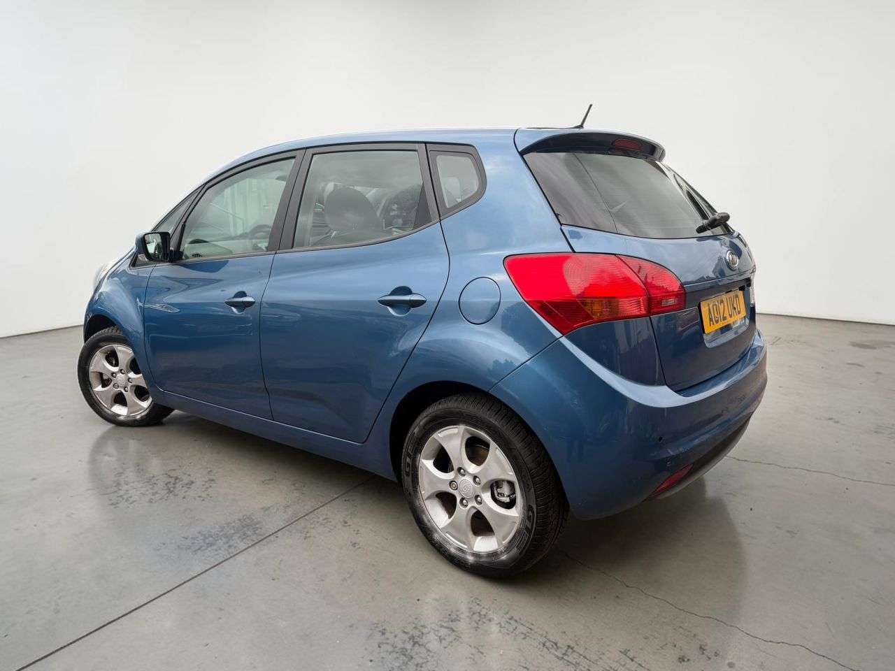 A 2012 KIA VENGA 1.6 2 MPV 5dr Petrol Auto Euro 5 (123 bhp) *** ONLY 41K MILES *** F.S.H. ** A 2012 KIA VENGA 1.6 2 MPV 5dr Petrol Auto Euro 5 (123 bhp) *** ONLY 41K MILES *** F.S.H. **