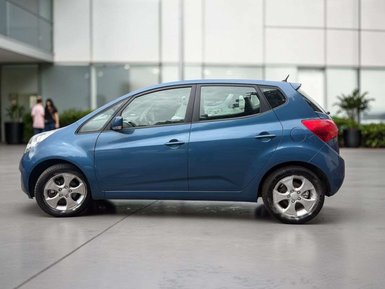 A 2012 KIA VENGA 1.6 2 MPV 5dr Petrol Auto Euro 5 (123 bhp) *** ONLY 41K MILES *** F.S.H. ** A 2012 KIA VENGA 1.6 2 MPV 5dr Petrol Auto Euro 5 (123 bhp) *** ONLY 41K MILES *** F.S.H. **