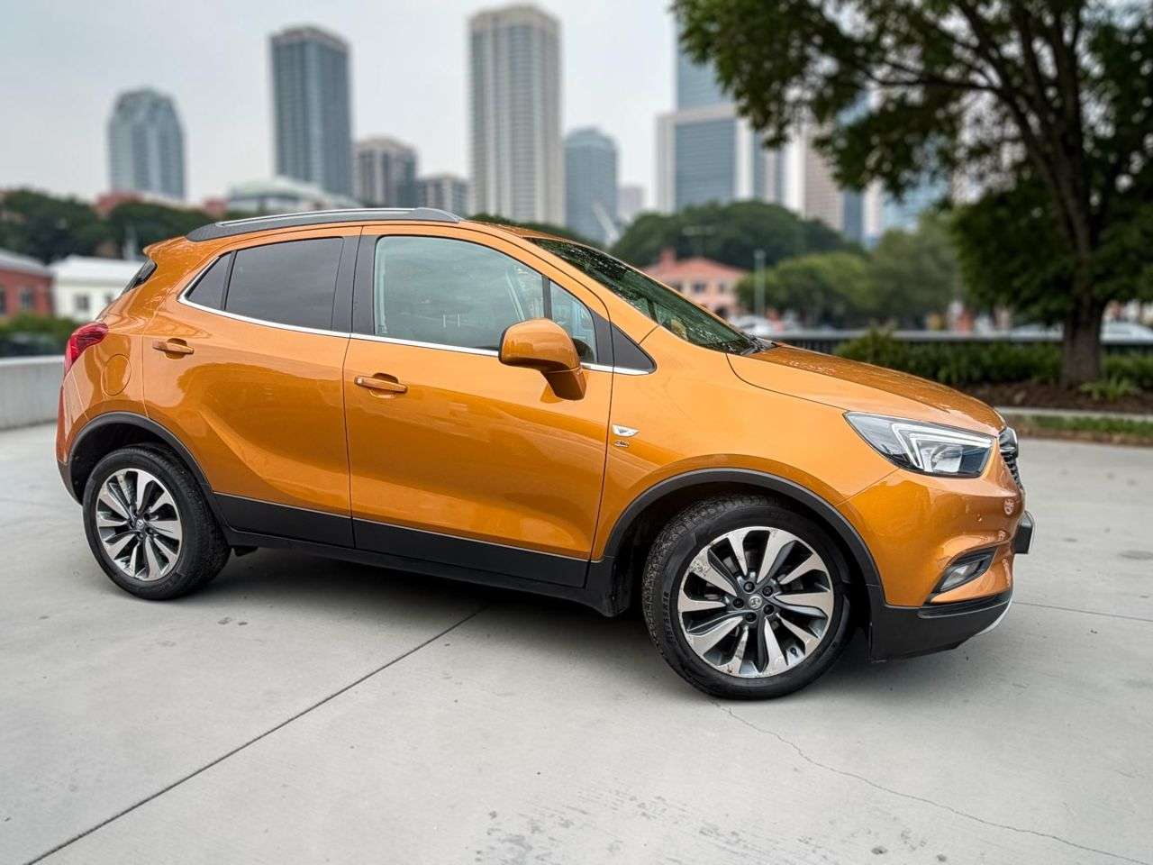 A 2018 VAUXHALL MOKKA X 1.4i Turbo Elite Nav SUV 5dr Petrol Auto Euro 6 (140 ps) *** ONLY 65K MILES A 2018 VAUXHALL MOKKA X 1.4i Turbo Elite Nav SUV 5dr Petrol Auto Euro 6 (140 ps) *** ONLY 65K MILES