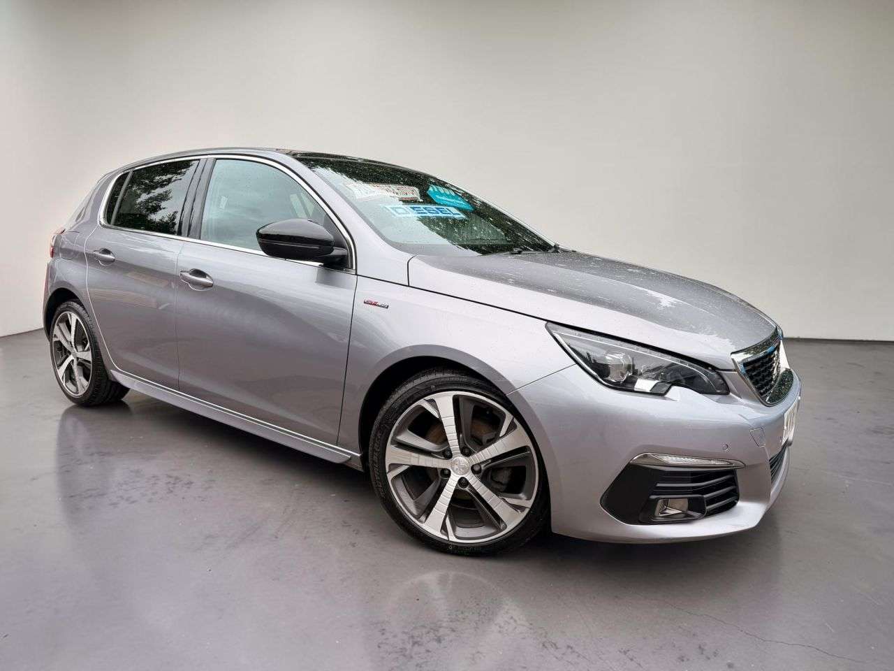 A 2018 PEUGEOT 308 1.5 BlueHDi GT Line Hatchback 5dr Diesel Manual Euro 6 (s/s) (130 ps) * DIE A 2018 PEUGEOT 308 1.5 BlueHDi GT Line Hatchback 5dr Diesel Manual Euro 6 (s/s) (130 ps) * DIE
