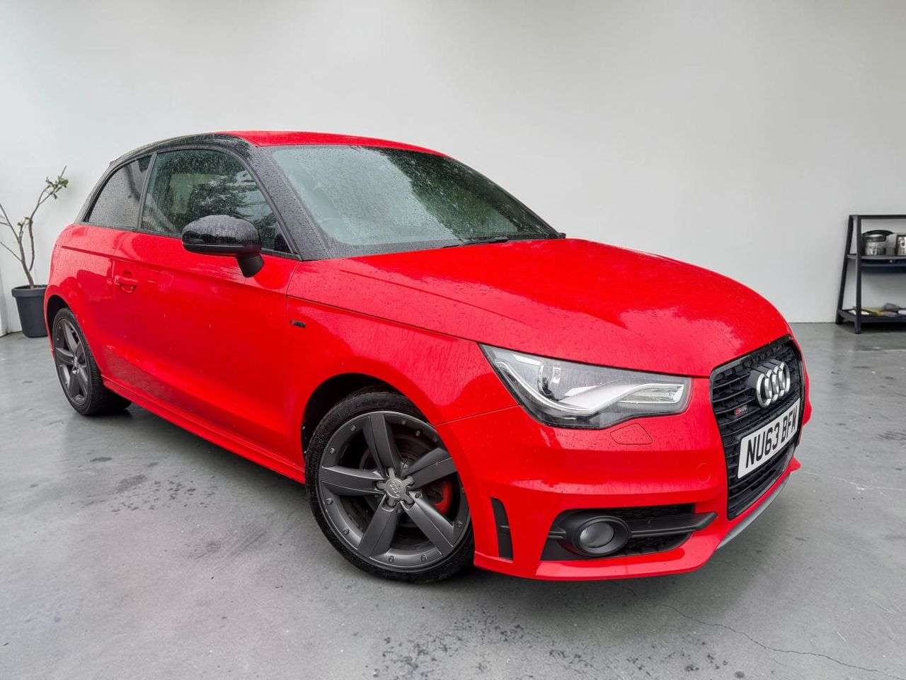 A 2013 AUDI A1 1.6 TDI S line Style Edition Hatchback 3dr Diesel Manual Euro 5 (s/s) (105 A 2013 AUDI A1 1.6 TDI S line Style Edition Hatchback 3dr Diesel Manual Euro 5 (s/s) (105