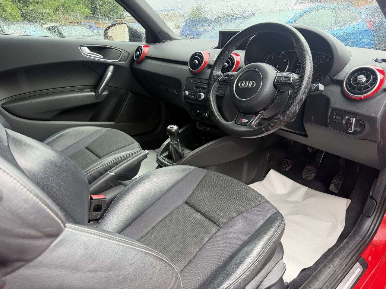 2013 AUDI A1 2013 AUDI A1