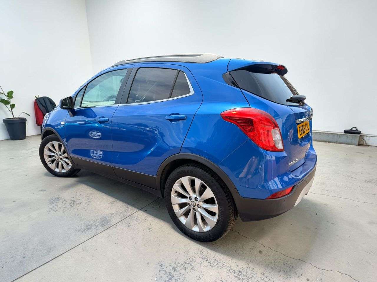 A 2017 VAUXHALL MOKKA X 1.4i Turbo Elite Nav SUV 5dr Petrol Auto Euro 6 (140 ps) SUPER RARE AUTOMAT A 2017 VAUXHALL MOKKA X 1.4i Turbo Elite Nav SUV 5dr Petrol Auto Euro 6 (140 ps) SUPER RARE AUTOMAT