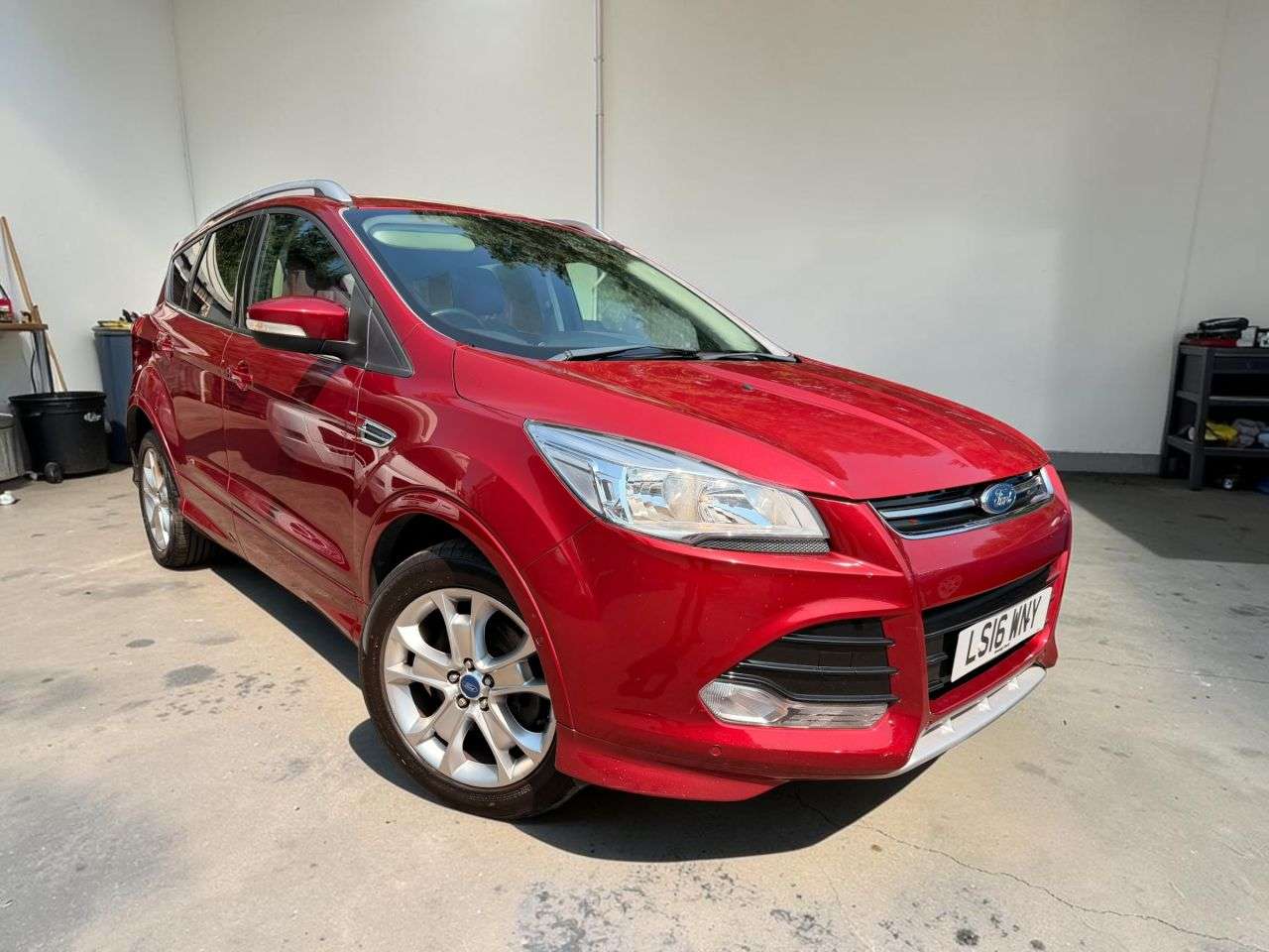 A 2016 FORD KUGA 2.0 TDCi Titanium Sport SUV 5dr Diesel Manual AWD Euro 6 (s/s) (180 ps) SER A 2016 FORD KUGA 2.0 TDCi Titanium Sport SUV 5dr Diesel Manual AWD Euro 6 (s/s) (180 ps) SER