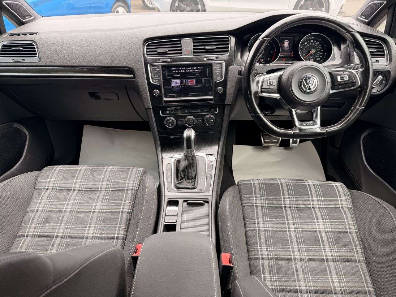 2017 VOLKSWAGEN GOLF 2017 VOLKSWAGEN GOLF