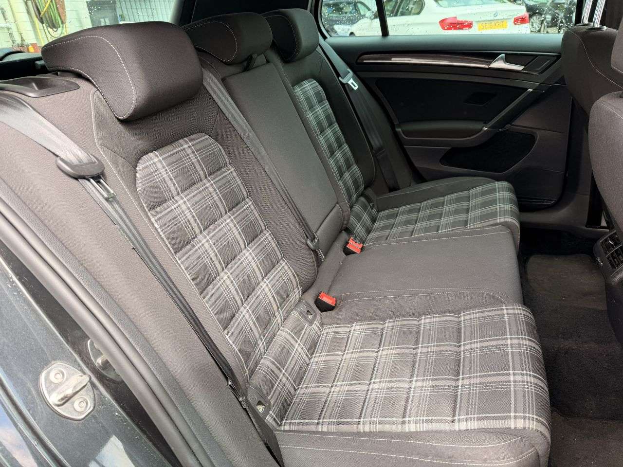 2017 VOLKSWAGEN GOLF 2017 VOLKSWAGEN GOLF