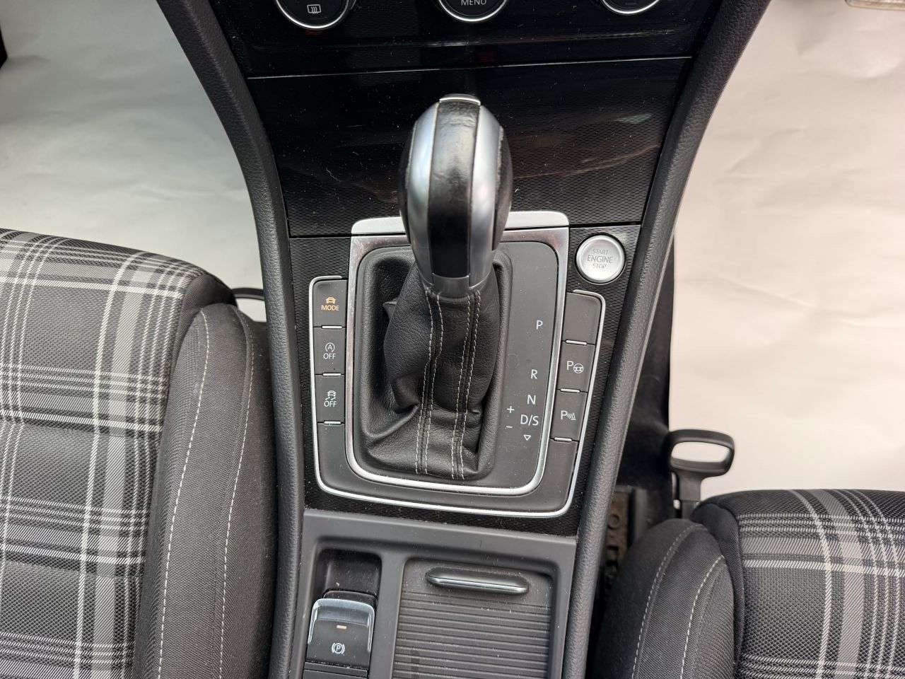 2017 VOLKSWAGEN GOLF 2017 VOLKSWAGEN GOLF
