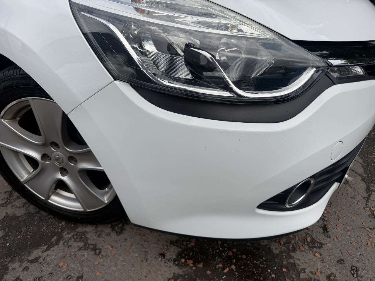 2015 RENAULT CLIO 2015 RENAULT CLIO