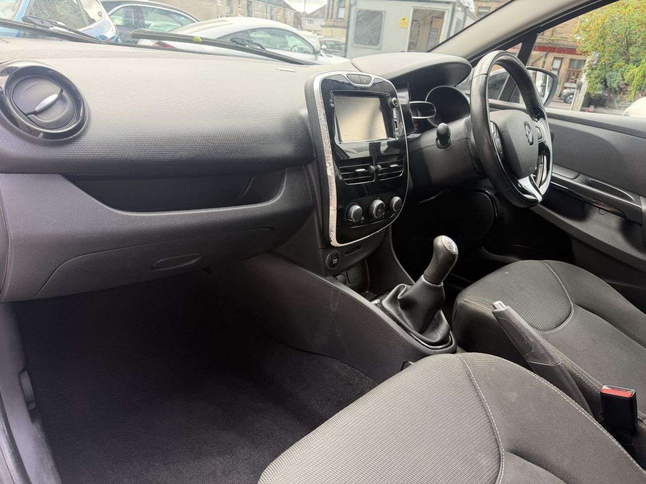 2015 RENAULT CLIO 2015 RENAULT CLIO