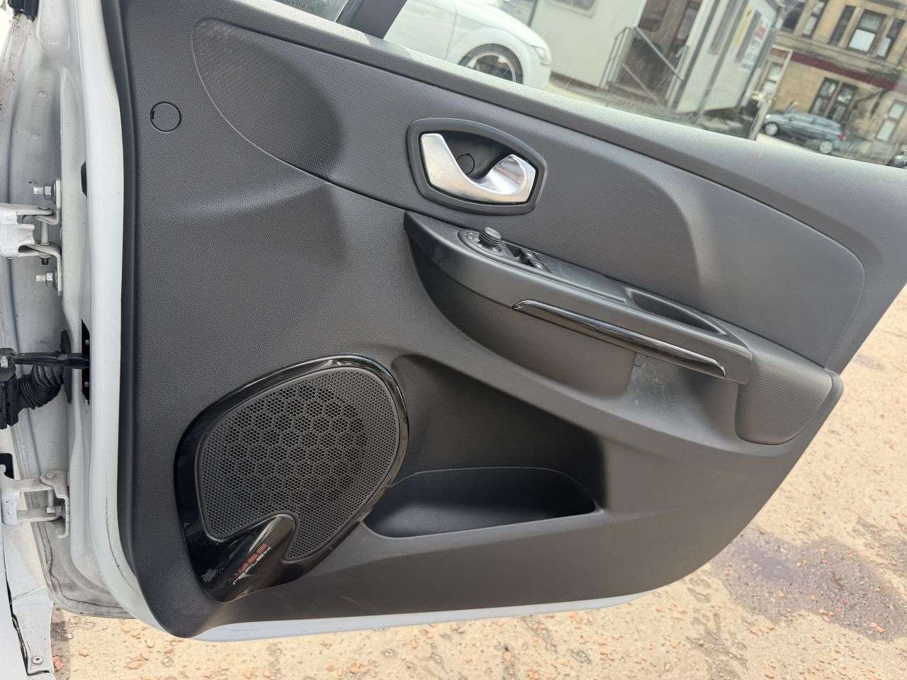 2015 RENAULT CLIO 2015 RENAULT CLIO