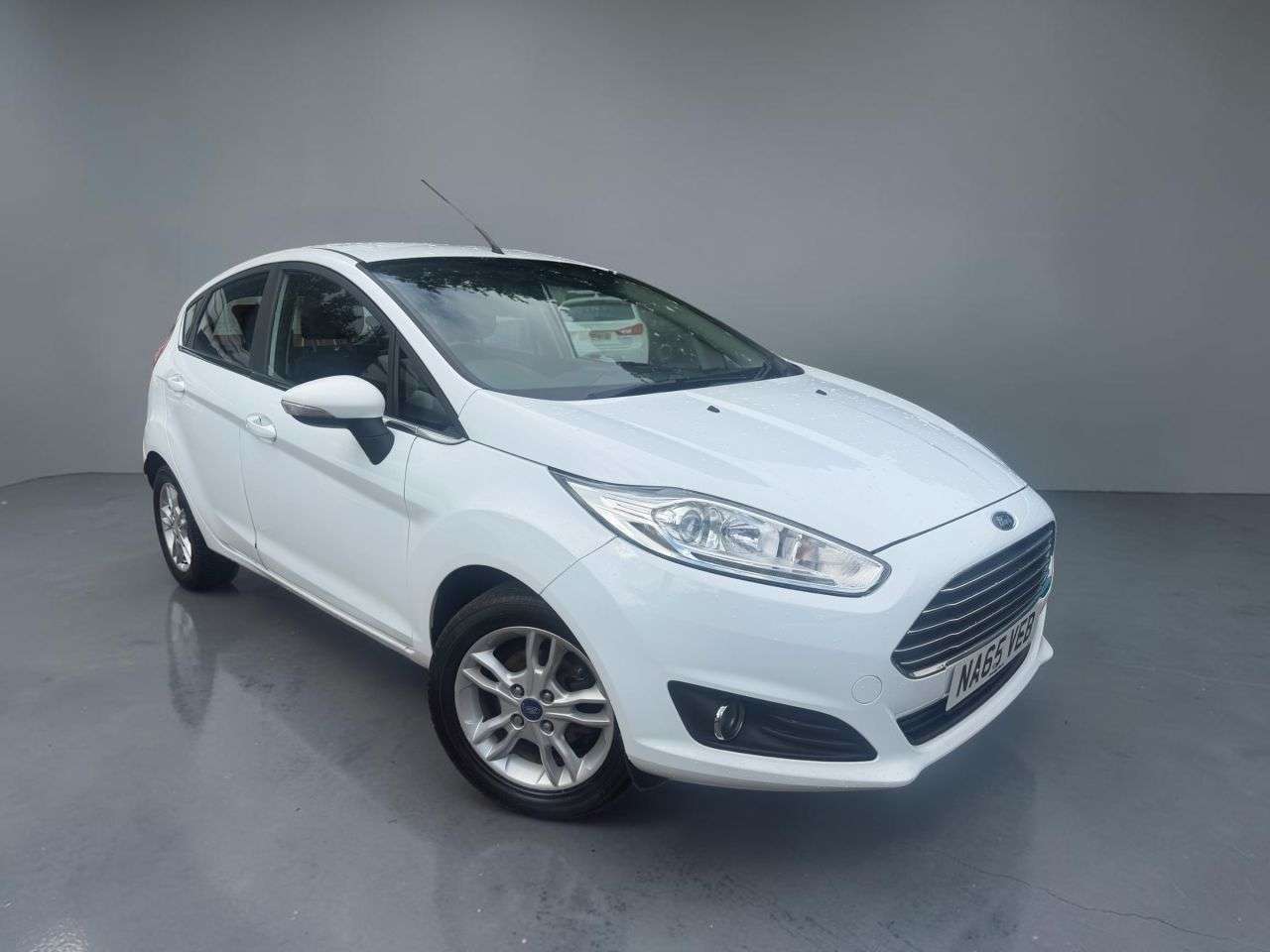 A 2015 FORD FIESTA 1.25 Zetec Hatchback 5dr Petrol Manual Euro 6 (82 ps) *** ONLY 2 FROMER OWN A 2015 FORD FIESTA 1.25 Zetec Hatchback 5dr Petrol Manual Euro 6 (82 ps) *** ONLY 2 FROMER OWN
