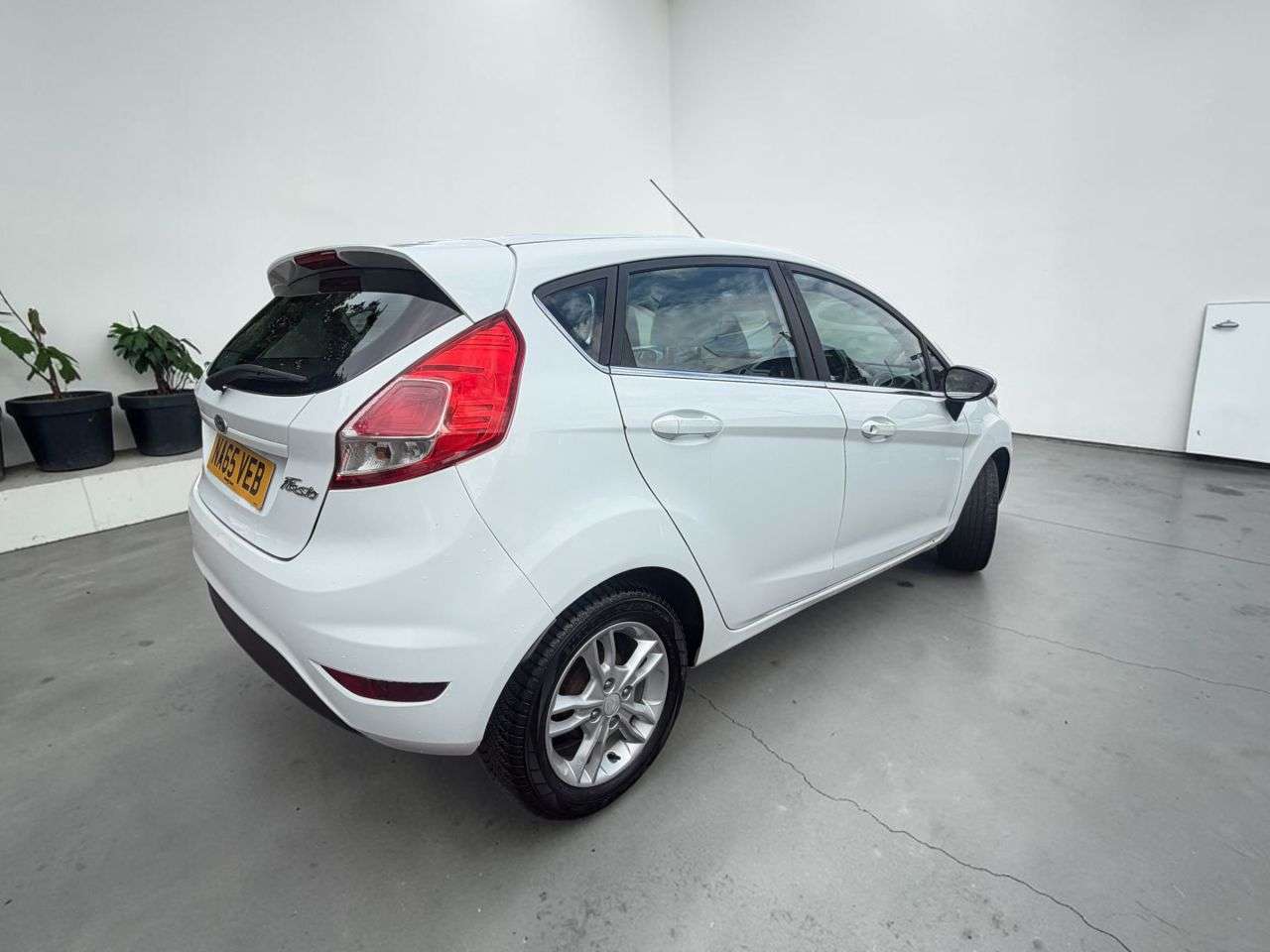A 2015 FORD FIESTA 1.25 Zetec Hatchback 5dr Petrol Manual Euro 6 (82 ps) *** ONLY 2 FROMER OWN A 2015 FORD FIESTA 1.25 Zetec Hatchback 5dr Petrol Manual Euro 6 (82 ps) *** ONLY 2 FROMER OWN