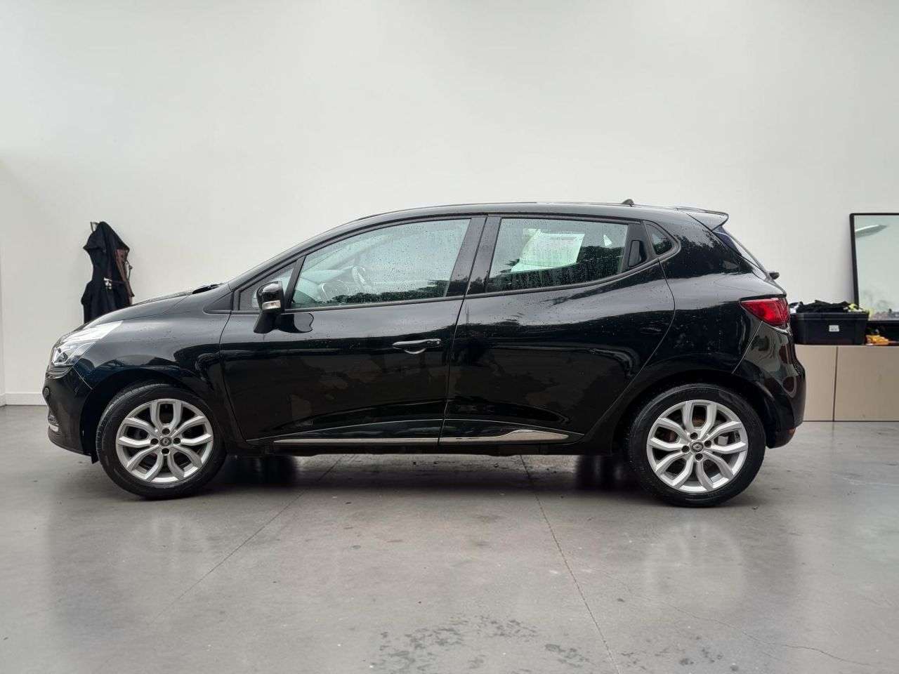2018 RENAULT CLIO 2018 RENAULT CLIO
