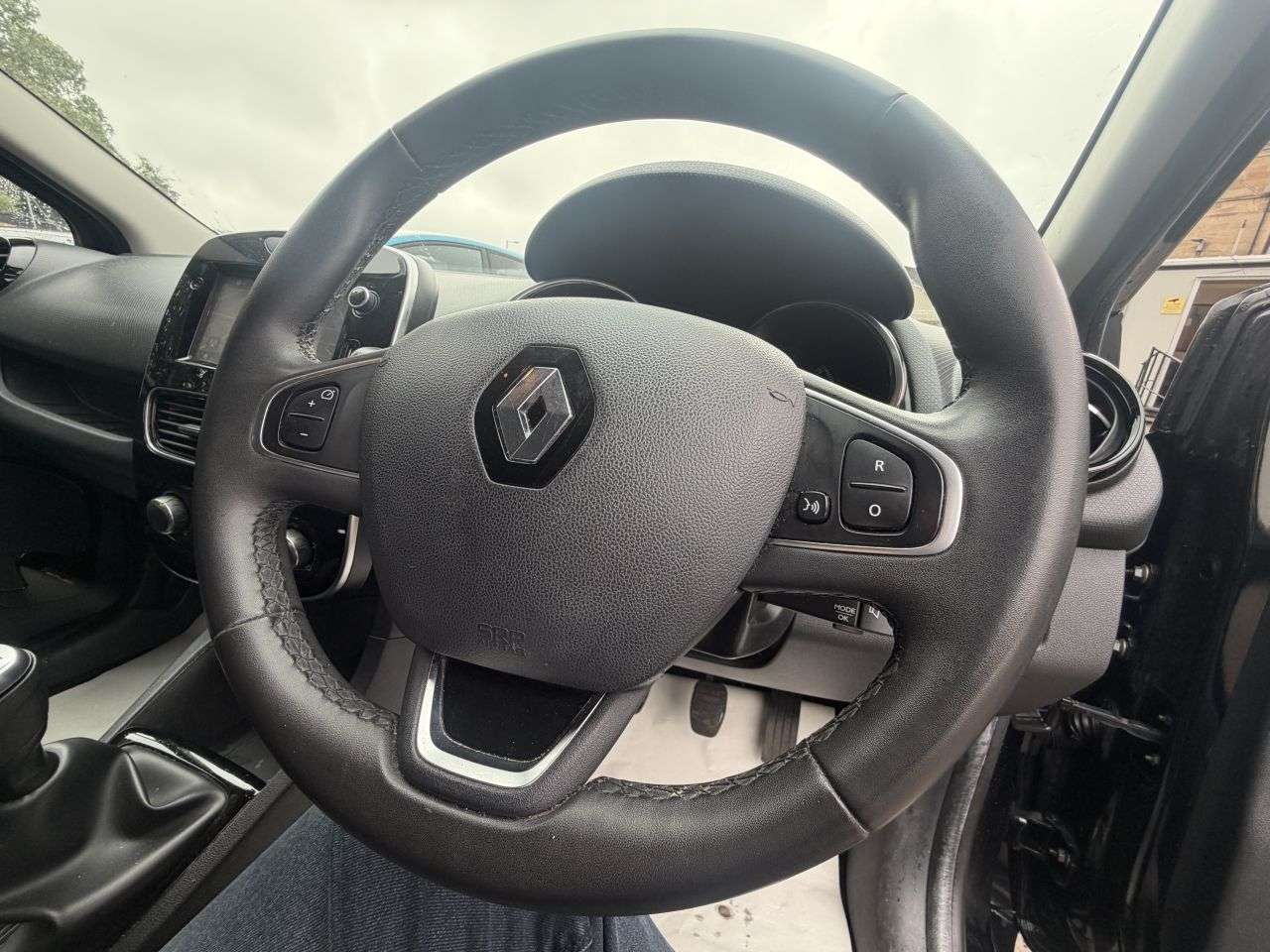 2018 RENAULT CLIO 2018 RENAULT CLIO