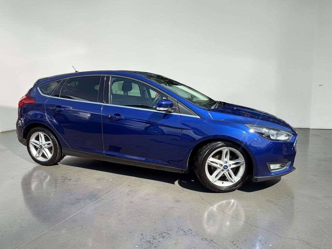 A 2016 FORD FOCUS 1.5 TDCi Titanium Hatchback 5dr Diesel Manual Euro 6 (s/s) (120 ps) * DIESE A 2016 FORD FOCUS 1.5 TDCi Titanium Hatchback 5dr Diesel Manual Euro 6 (s/s) (120 ps) * DIESE