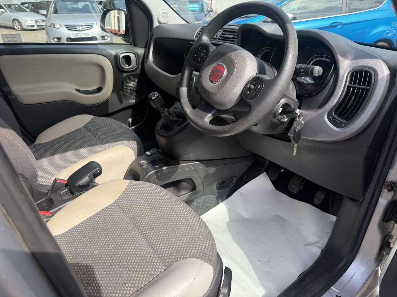 2013 FIAT PANDA 2013 FIAT PANDA