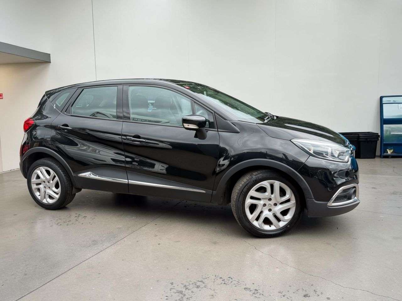 A 2016 RENAULT CAPTUR 1.5 dCi ENERGY Dynamique Nav SUV 5dr Diesel Manual Euro 6 (s/s) (90 ps) * D A 2016 RENAULT CAPTUR 1.5 dCi ENERGY Dynamique Nav SUV 5dr Diesel Manual Euro 6 (s/s) (90 ps) * D
