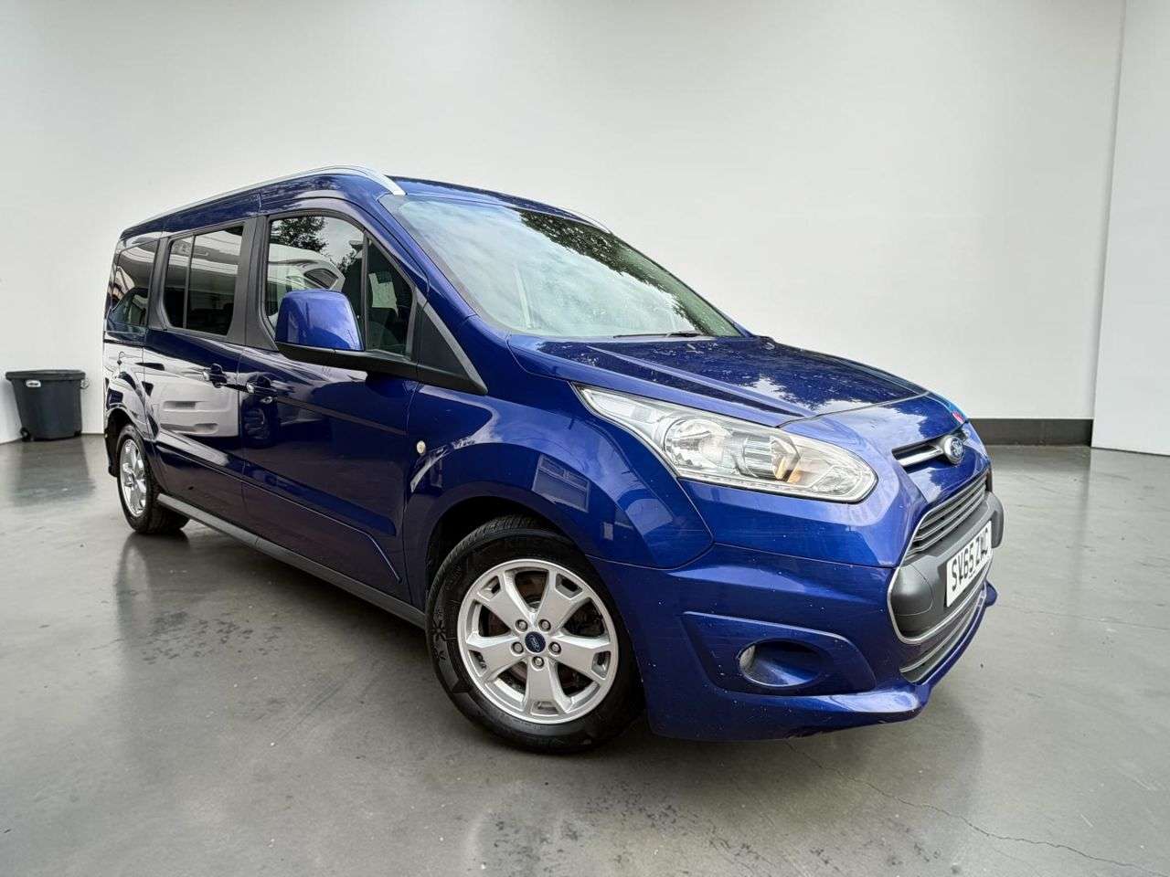 A 2015 FORD GRAND TOURNEO CONNECT 1.5 TDCi Titanium MPV 5dr Diesel Manual Euro 6 (s/s) (120 ps) ***FULL 10 ST A 2015 FORD GRAND TOURNEO CONNECT 1.5 TDCi Titanium MPV 5dr Diesel Manual Euro 6 (s/s) (120 ps) ***FULL 10 ST