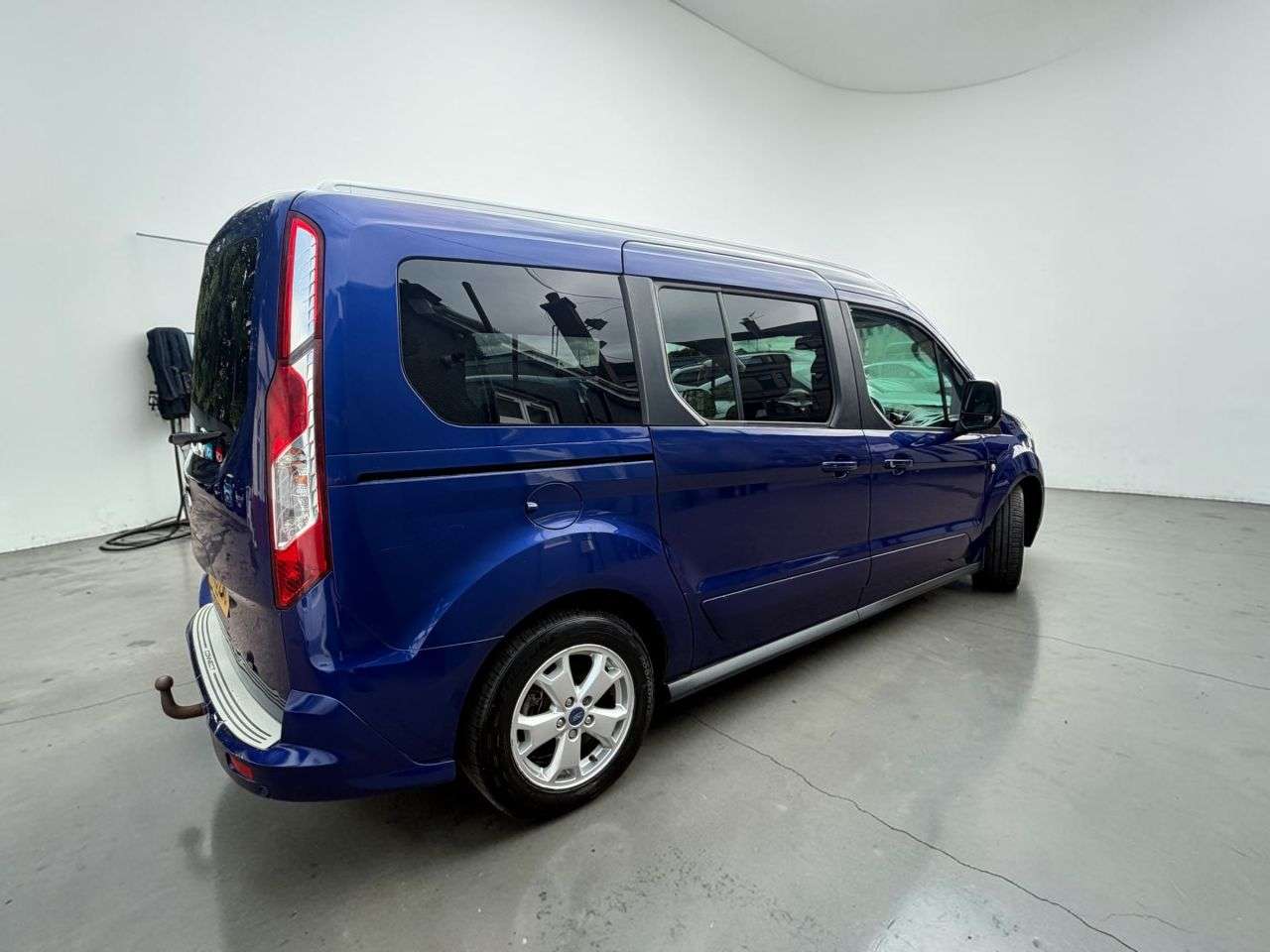 A 2015 FORD GRAND TOURNEO CONNECT 1.5 TDCi Titanium MPV 5dr Diesel Manual Euro 6 (s/s) (120 ps) ***FULL 10 ST A 2015 FORD GRAND TOURNEO CONNECT 1.5 TDCi Titanium MPV 5dr Diesel Manual Euro 6 (s/s) (120 ps) ***FULL 10 ST