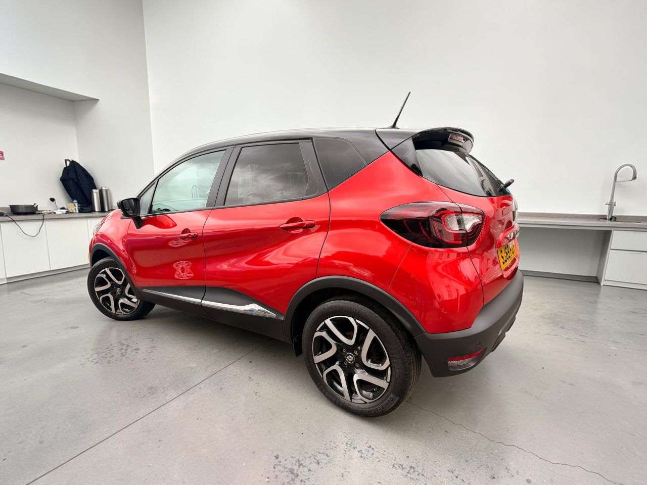 A 2019 RENAULT CAPTUR 0.9 TCe ENERGY Iconic SUV 5dr Petrol Manual Euro 6 (s/s) (90 ps) *FLAME RED A 2019 RENAULT CAPTUR 0.9 TCe ENERGY Iconic SUV 5dr Petrol Manual Euro 6 (s/s) (90 ps) *FLAME RED