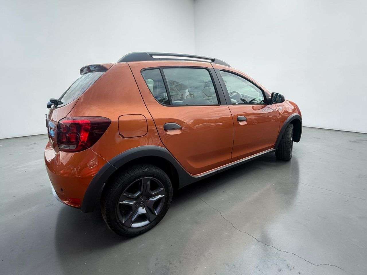 A 2017 DACIA SANDERO STEPWAY 0.9 TCe SE Summit Hatchback 5dr Petrol Manual Euro 6 (s/s) (90 ps) *** ONLY A 2017 DACIA SANDERO STEPWAY 0.9 TCe SE Summit Hatchback 5dr Petrol Manual Euro 6 (s/s) (90 ps) *** ONLY