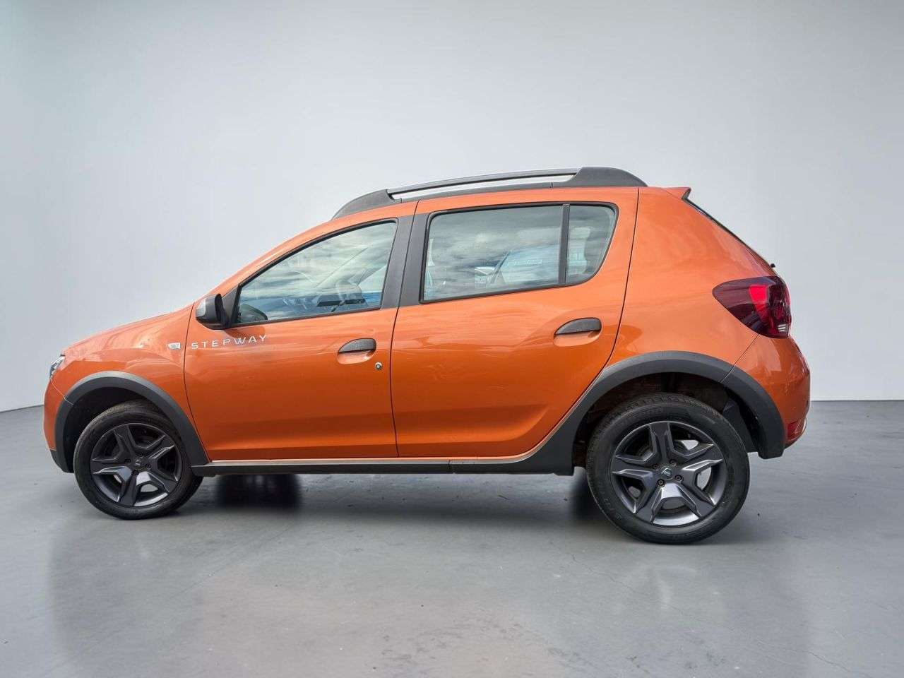 2017 DACIA SANDERO STEPWAY 2017 DACIA SANDERO STEPWAY