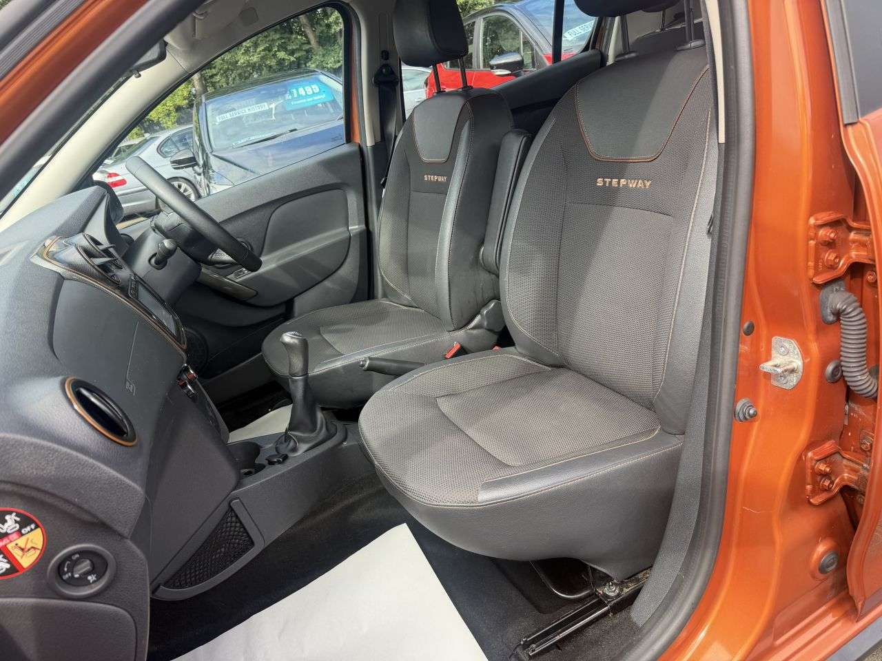 2017 DACIA SANDERO STEPWAY 2017 DACIA SANDERO STEPWAY