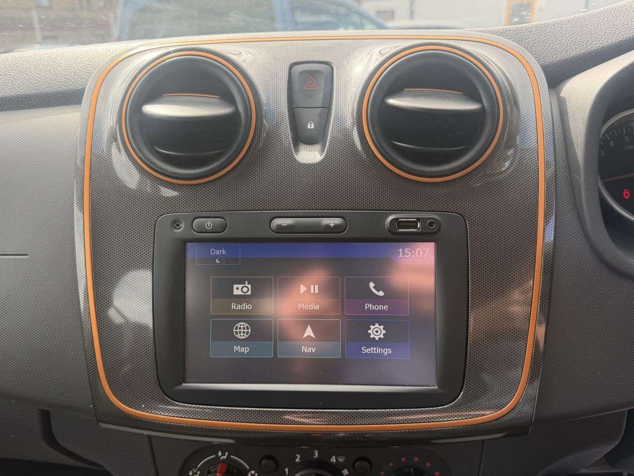 2017 DACIA SANDERO STEPWAY 2017 DACIA SANDERO STEPWAY