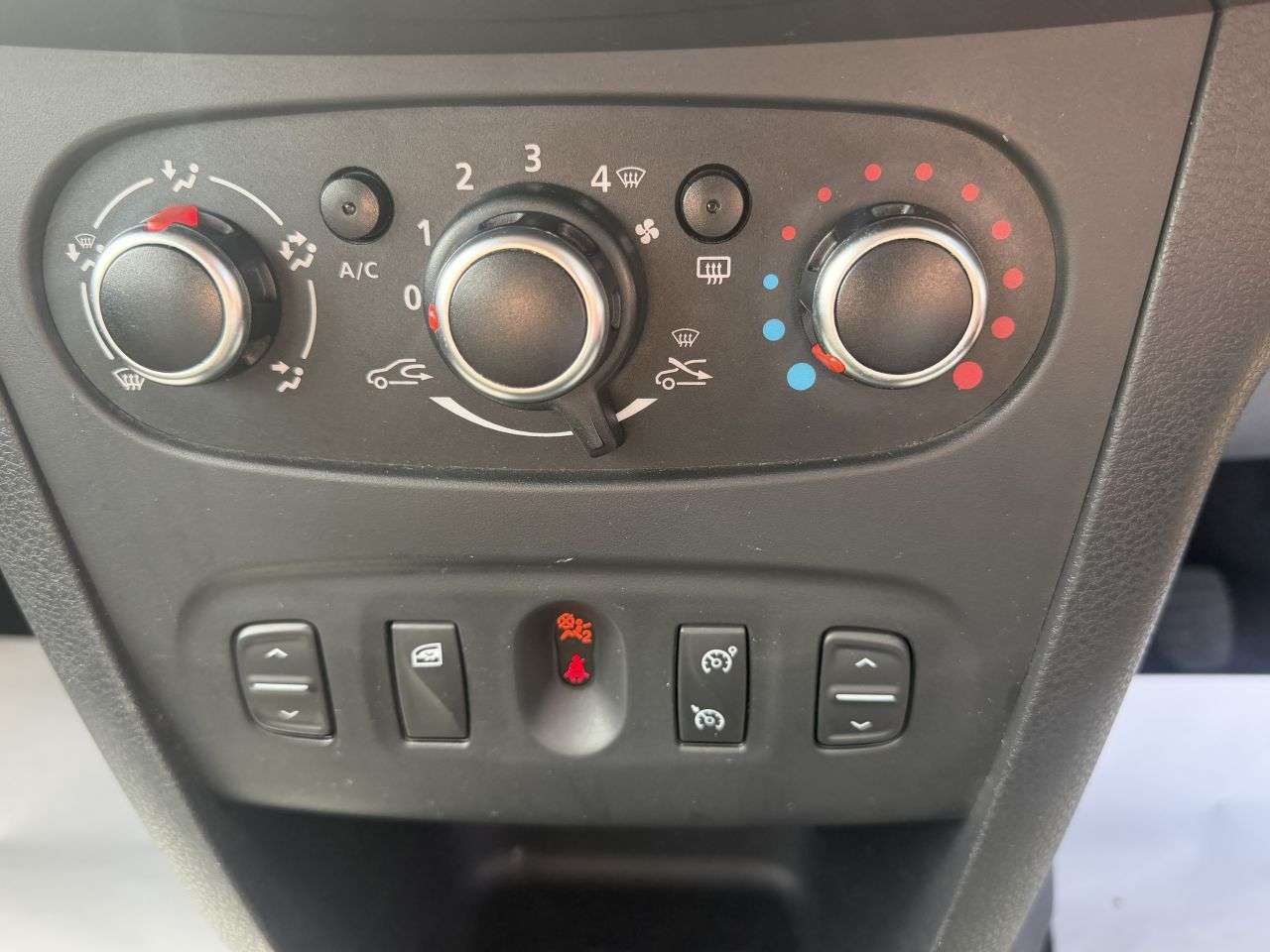 2017 DACIA SANDERO STEPWAY 2017 DACIA SANDERO STEPWAY