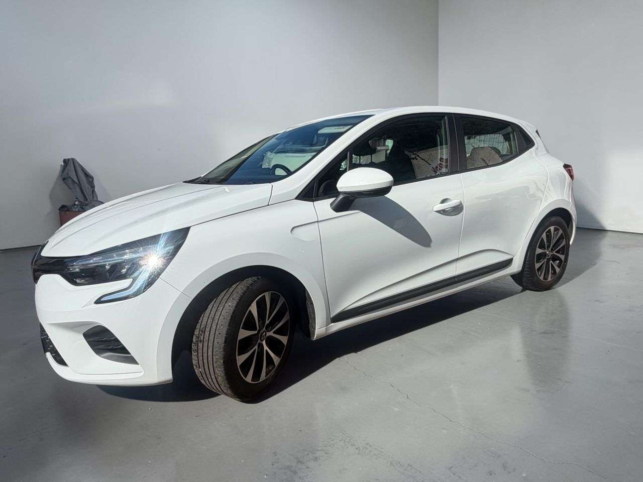 2021 RENAULT CLIO 2021 RENAULT CLIO