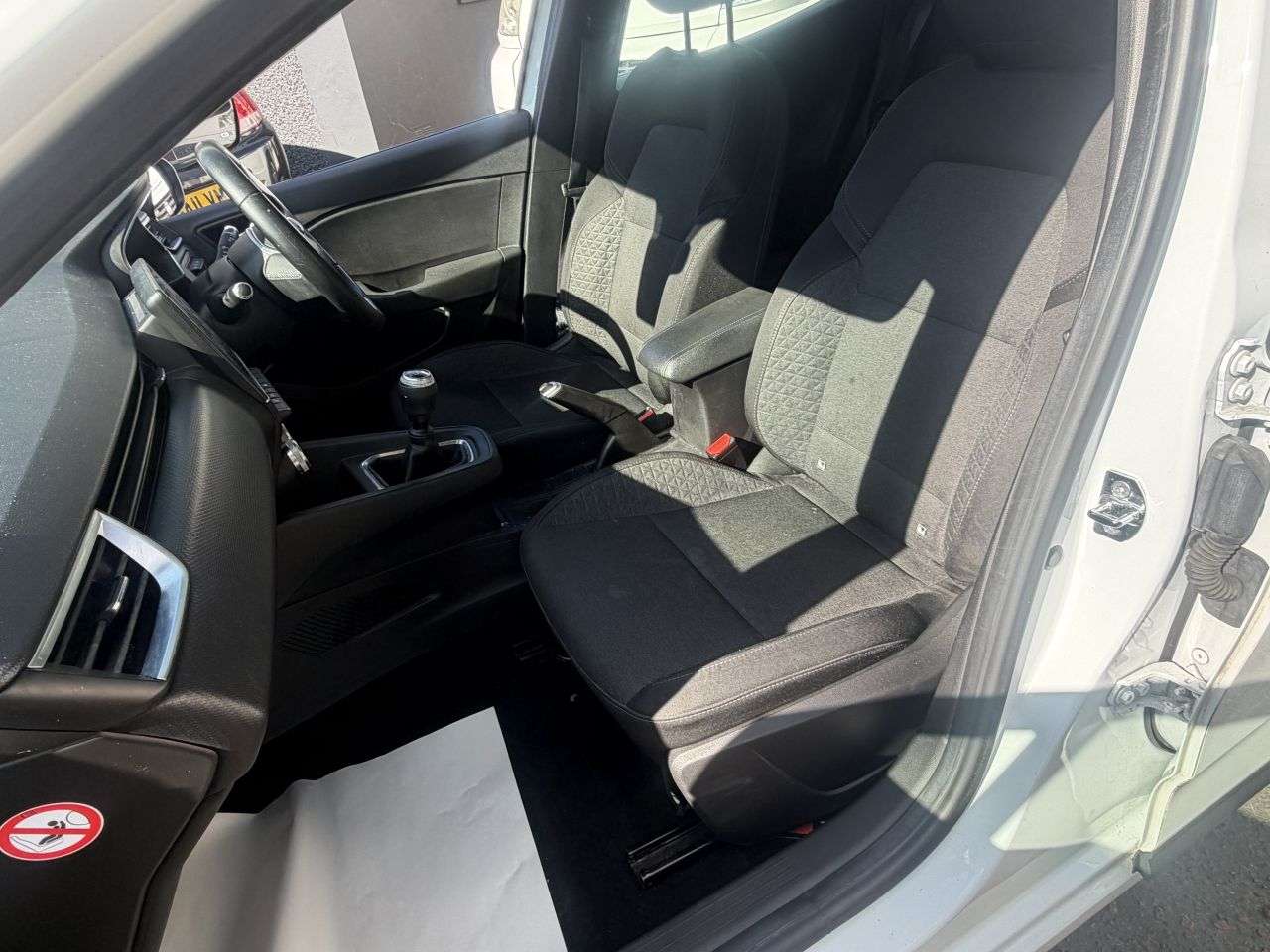 2021 RENAULT CLIO 2021 RENAULT CLIO