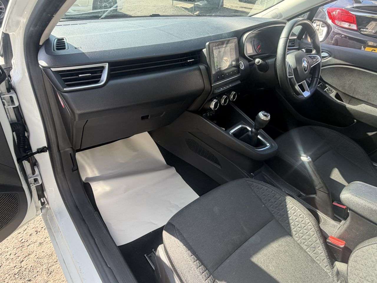 2021 RENAULT CLIO 2021 RENAULT CLIO