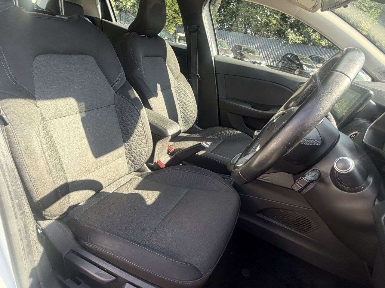 2021 RENAULT CLIO 2021 RENAULT CLIO