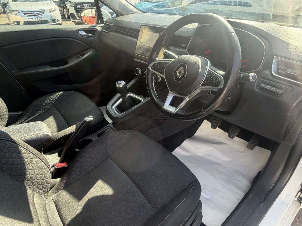 2021 RENAULT CLIO 2021 RENAULT CLIO
