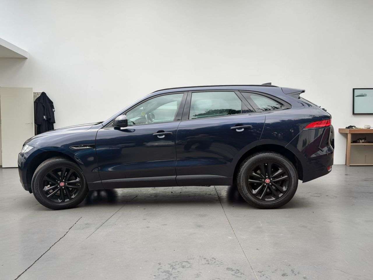 A 2018 JAGUAR F-PACE 2.0 D240 R-Sport SUV 5dr Diesel Auto AWD Euro 6 (s/s) (240 ps) ** MEDIA, NA A 2018 JAGUAR F-PACE 2.0 D240 R-Sport SUV 5dr Diesel Auto AWD Euro 6 (s/s) (240 ps) ** MEDIA, NA
