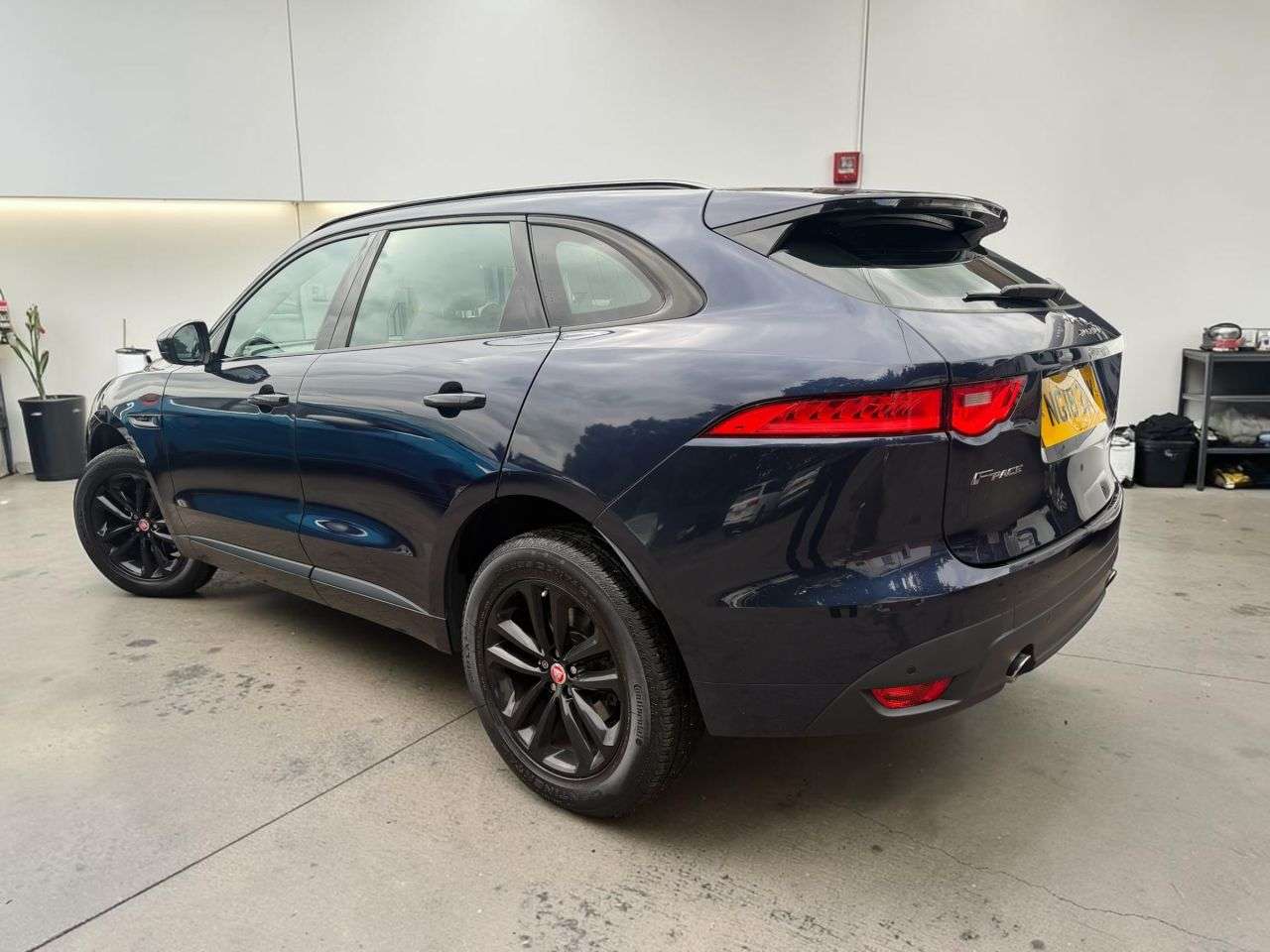 2018 JAGUAR F-PACE 2018 JAGUAR F-PACE